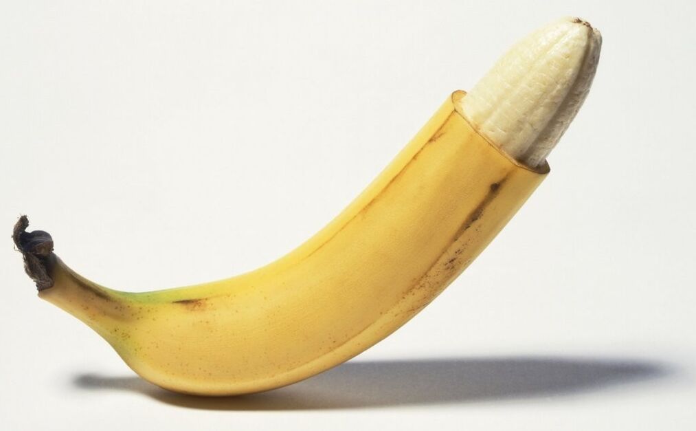 Banana imitates faucet and expands